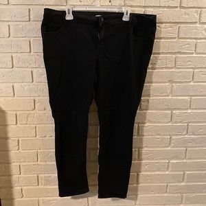 Mid-Rise Super Skinny Jean